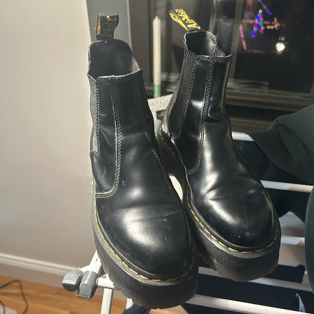 Dr.Martens Chelsea Platform Lug Sole